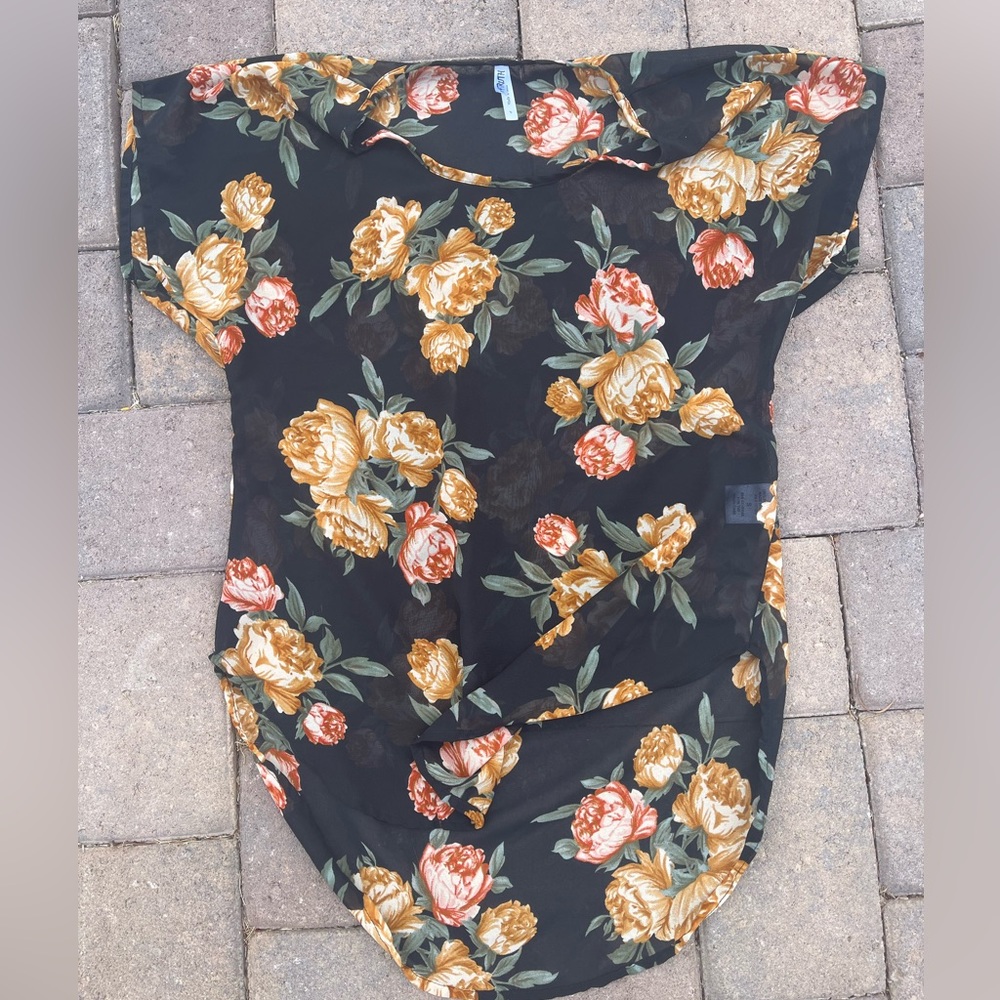 Live 4 Truth Sheer floral top
